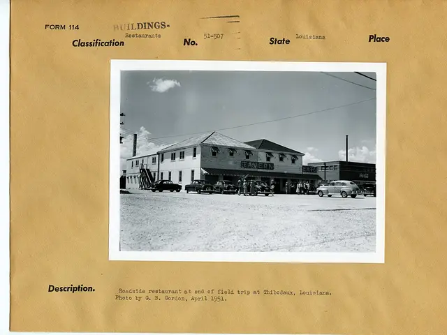 Historic 1951 photograph of a roadside restaurant in Thibodaux, Louisiana.
