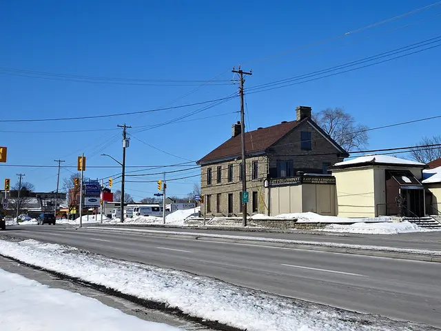 Une vue de Bells Corners, Ottawa, à partir de la rue.